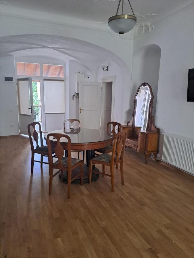 Apartment Clasic