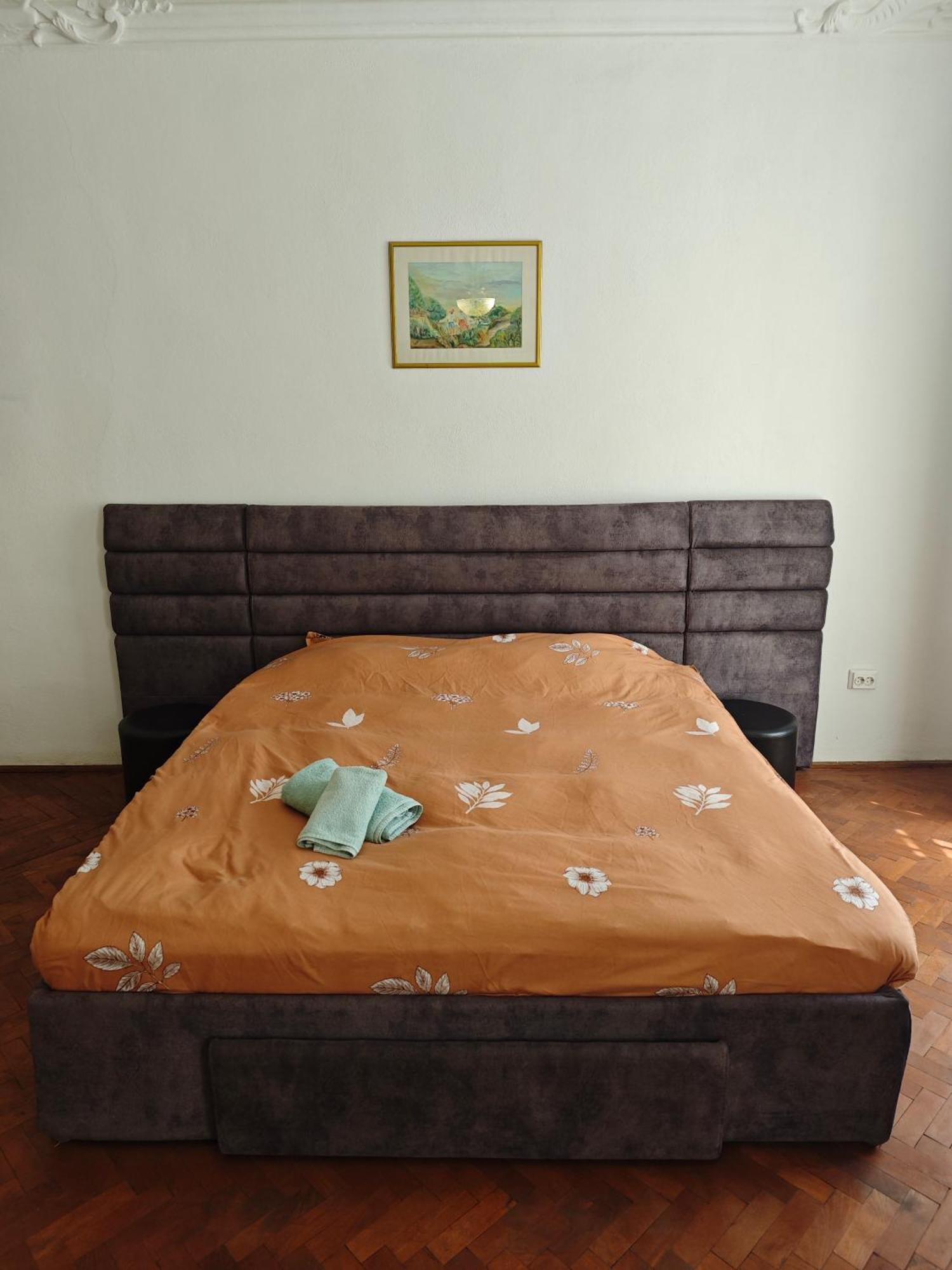 Clasic Apartment *