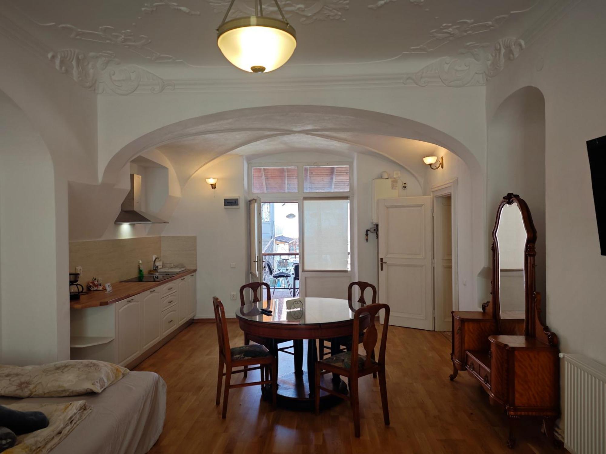 Clasic Apartment *